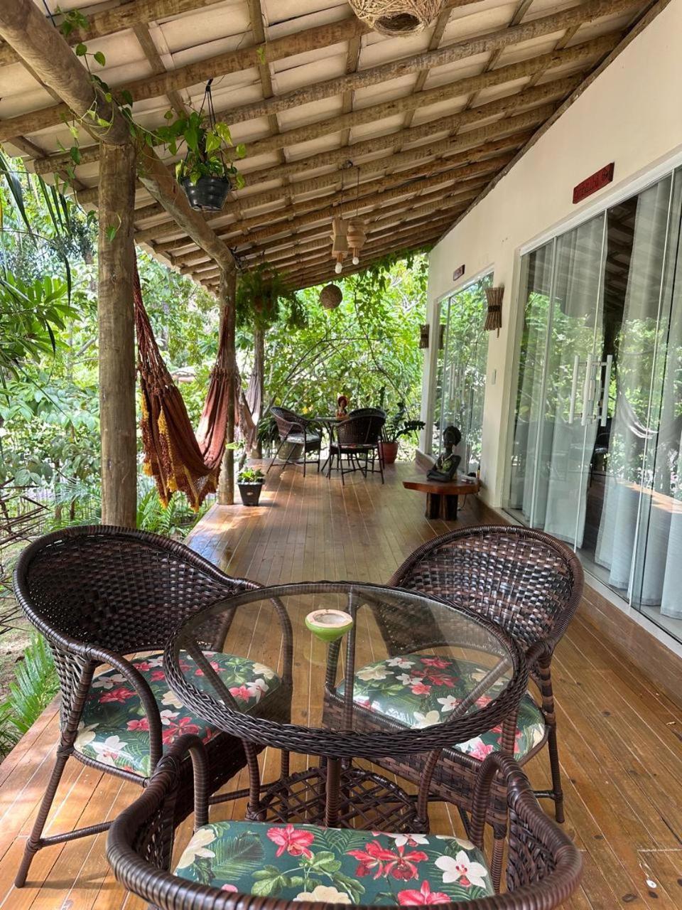 Aruana Suites Seu Refugio Entre Arvores A 5Km Da Vila De Praia Do Forte Kültér fotó